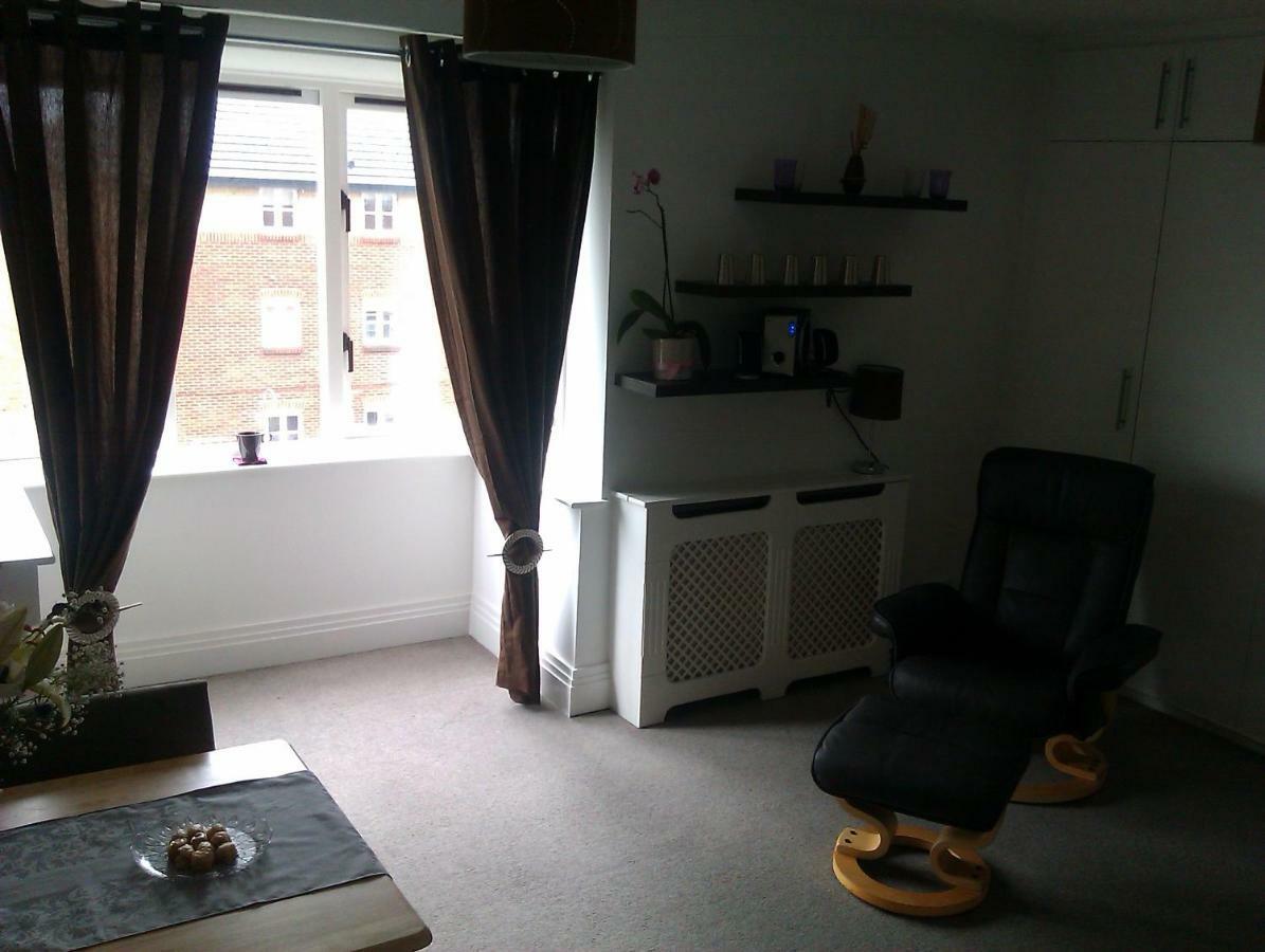 ロンドン"New Entire Flat Zone2 - 20Min To Central"アパートメント エクステリア 写真